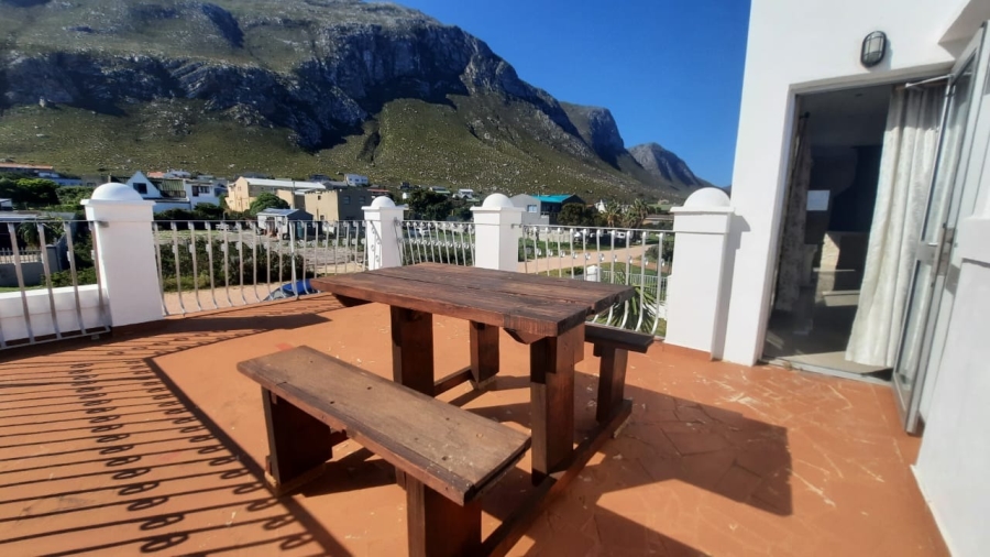 To Let 2 Bedroom Property for Rent in Bettys Bay Western Cape
